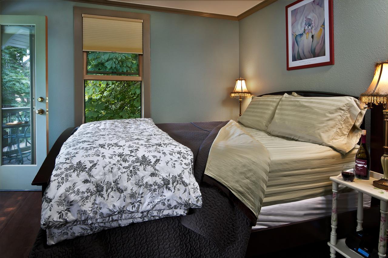 Old Parkdale Inn Bed And Breakfast Hood River Bagian luar foto